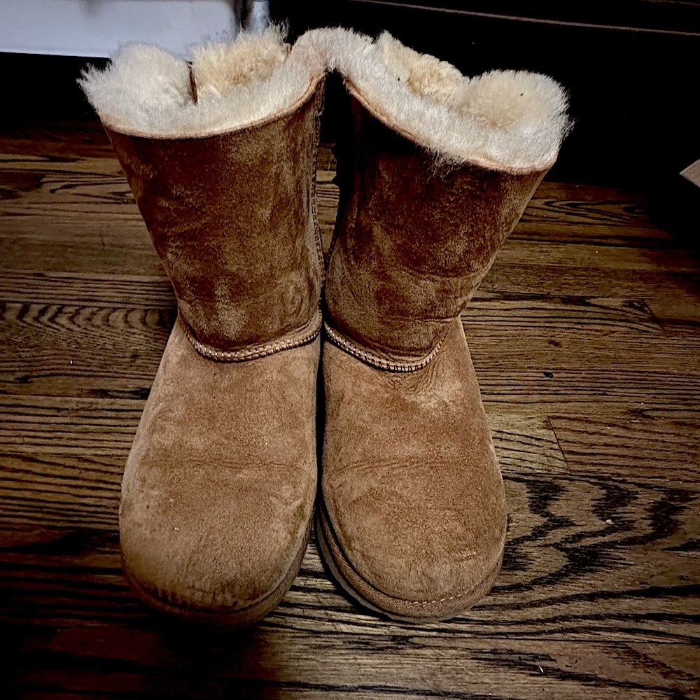 Women’s Ugg Boots Size 5
